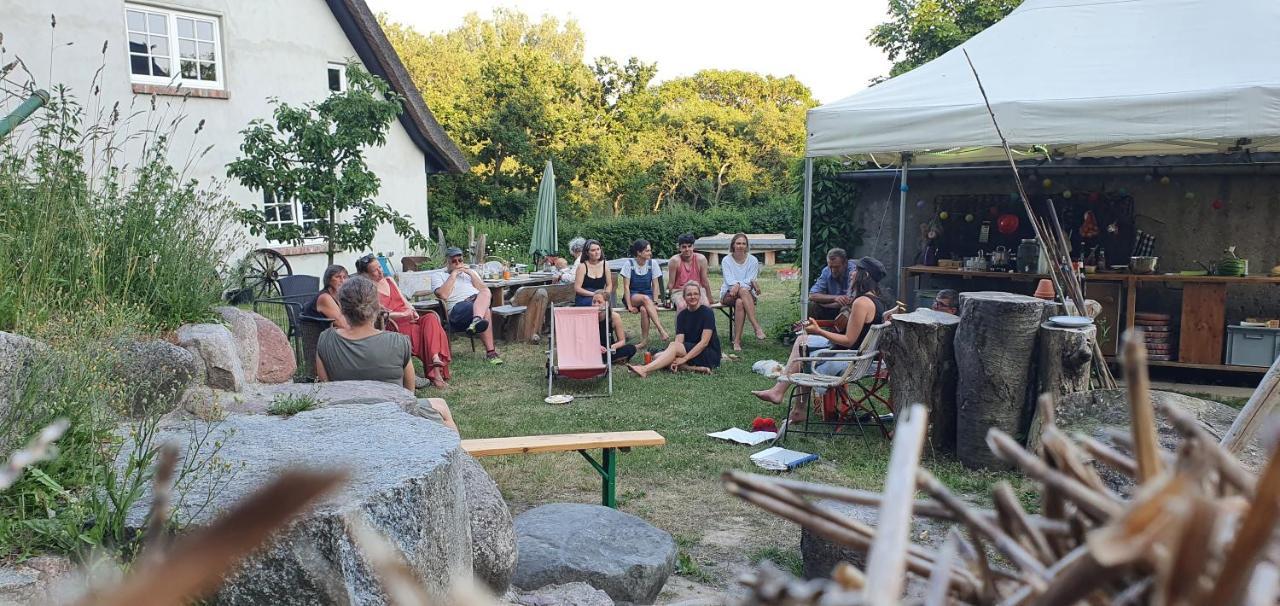 App. Tueddelkroms, 2-3 Pers., In Traumhafter Alleinlage, Naehe Binz Zirkow Bagian luar foto